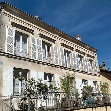 La Maison Des Ifs Terracotta