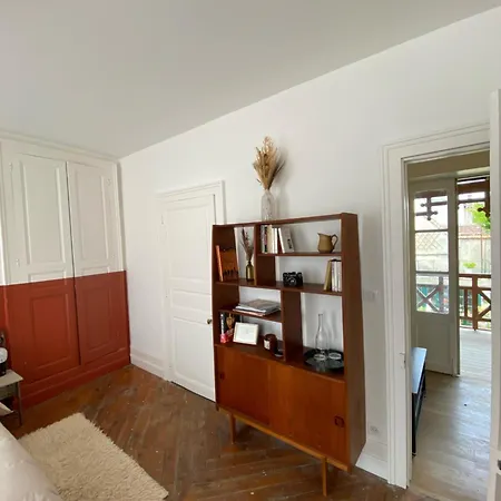 Apartment La Maison Des Ifs Terracotta